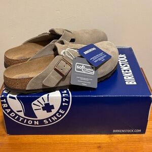 Birkenstock Boston taupe suede mule clogs